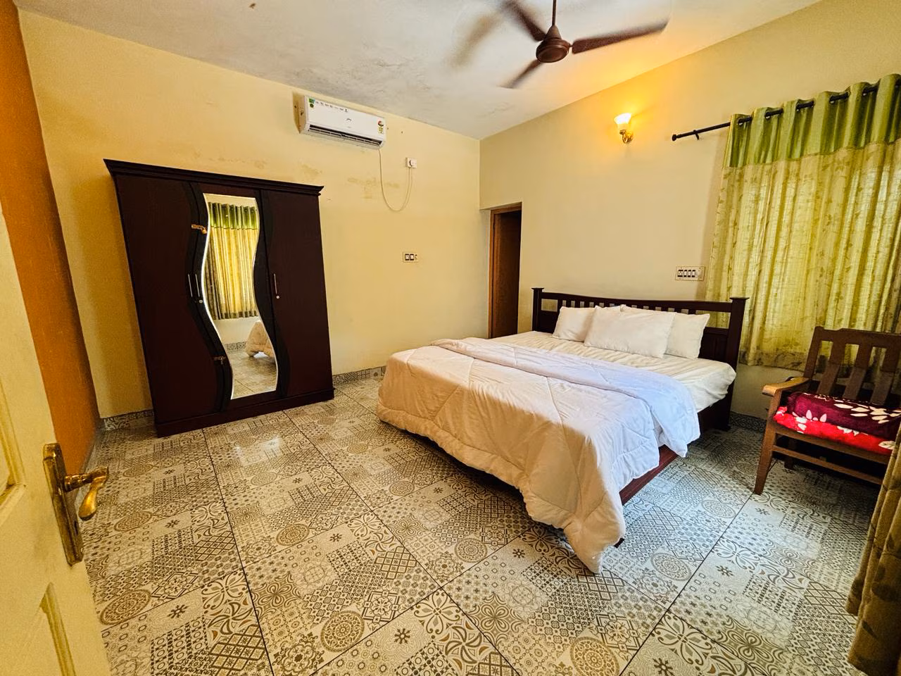 Divine Heaven Villa Homestay - Photo 4